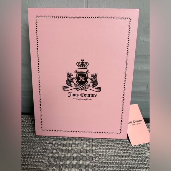 Juicy Couture 2Piece Heritage Pouch Set - Picture 4 of 5